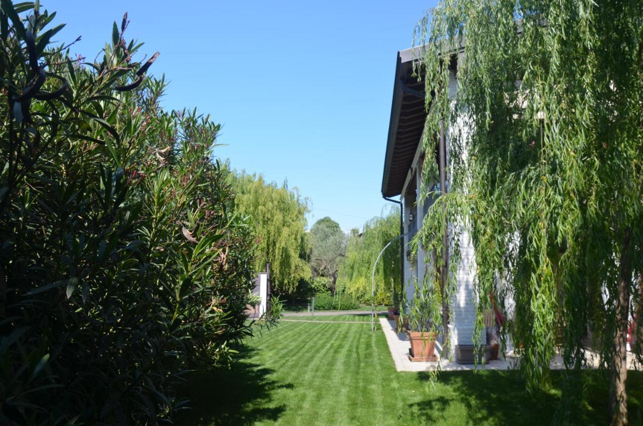 Asso Bed & Breakfast Manerba del Garda Exterior foto