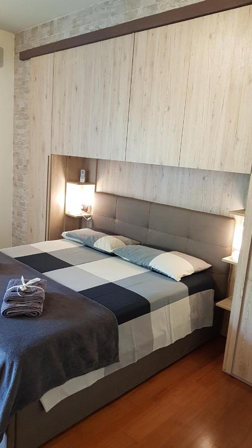 Asso Bed & Breakfast Manerba del Garda Exterior foto